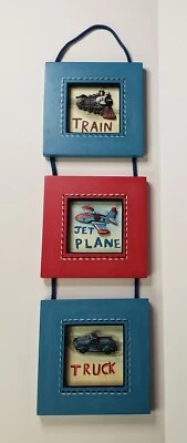 Arte de parede infantil suspensa - Trens, aviões, caminhões - Imagem 1 de 4