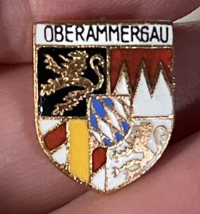 Vtg Oberammergau Travel Souvenir Shield Badge Pin Lapel Tack Collectible - Picture 1 of 2