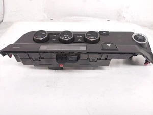 2020-2023 Toyota Tacoma Temperature Ac Heater Climate Control *Chipped Edge - Picture 1 of 11