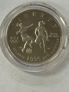 1996 ATLANTA OLYMPICS WOMEN'S SOCCER COMMEMORATIVE HALF DOLLAR COIN ONLY - Picture 1 of 3