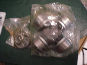 TRIUMPH TR2 TR3 TR4 TR25 TR6 AUSTIN HEALEY 100-4 100-6 3000 STAG UNIVERSAL JOINT - Picture 1 of 3