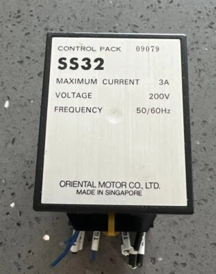 Used ORIENTAL MOTOR SS32 CONTROL PACK & Base with warranty Free Shipping - Image 1 of 2