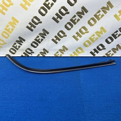 1993 CADILLAC FLEETWOOD BROUGHAM FRONT RIGHT SIDE BUMPER PANEL MOLDING TRIM OEM - Image 1 of 4