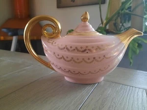 Vintage Hall Pink Gold Label Swag Design Aladdin Teapot Tea Pot - Picture 1 of 5