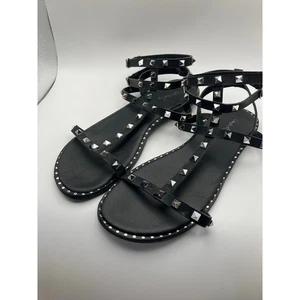 Qupid Black Gladiator Sandals Women’s Studded Strappy Flat Shoes Size 6.5 - Picture 1 of 11