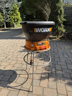 Trituradora de hojas eléctrica WORX WG430 13 amperios Foto 1 de 3
