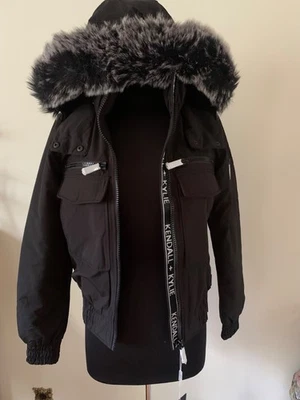 Chaqueta de vuelo negra con capucha de piel S Foto 1 de 4