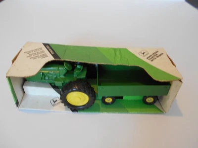 2001 Ertl 1:32nd Scale John Deere 4450 Tractor with Barge Wagon, #70DN, NIB - Image 1 of 4