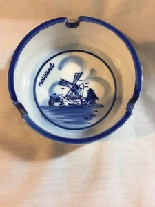 Blue Delft Handpainted Ashtray - Picture 1 of 5