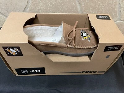 FOCO Men’s NHL Team Logo Moccasin Slippers ~ Penquins (S) 7/8 NEW - Image 1 of 4
