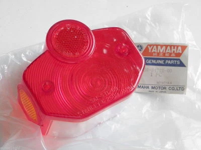 Lente de lanterna traseira NOS genuína OEM Yamaha 125 AS3 R5 XS1 XS2 TX650 TY 175 JC - Imagem 1 de 4