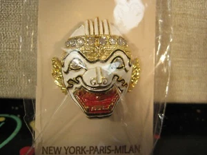Miniature Asian Demon Oni Mask Enameled Pin with Rhinestones Fashion Accessories - Picture 1 of 5