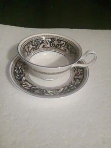 13 Unused Sets Wedgwood England Florentine Dark Blue Set Tea Cup And Saucer - Picture 1 of 6