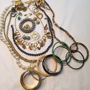 De colección Años 90 29 Piezas Joyería Pulsera Cuello Encaje Anillos Prendedores Usables - Imagen 1 de 10
