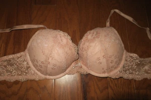 36B 🌹Victoria's Secret BRA ANGELS PUSH UP SOFT&COMFY🌹PADS LACE OVER BEIGE NUDE - Picture 1 of 7