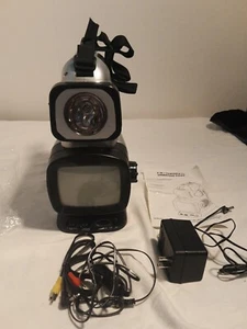 Five Star Super Portable 9 IN 1. B/W TV 5.5, Radio, Lamp, Torch, Siren. Tested. - Picture 1 of 8