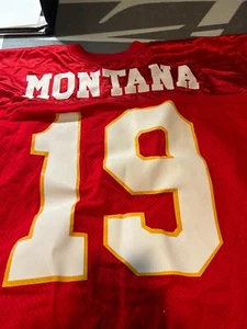 Authentic Joe Montana Kansas City Chiefs Wilson Pro Line Jersey Men Size:52 - Picture 1 of 5