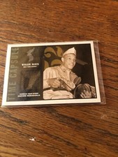 2001 Topps Heritage Korean War Worn Uniform Willie Mays very limited card