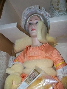 Franklin Mint Porcelain 22-23 " Heirloom Martha Washington Doll NIB COA - Picture 1 of 5