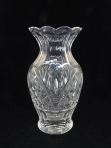 Vase à pieds en cristal taillé 9" WATERFORD cadeau bordure festonnée motif discontinu - Photo 1/7