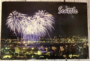 SEATTLE WASHINGTON SPECTACULAR Fourth 4th OF JULY LAKE UNION POSTCARD - Picture 1 of 2