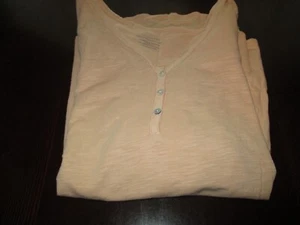 Womens peach short sleeve v neck shirt Chico's size 3 US Size XL - Picture 1 of 2