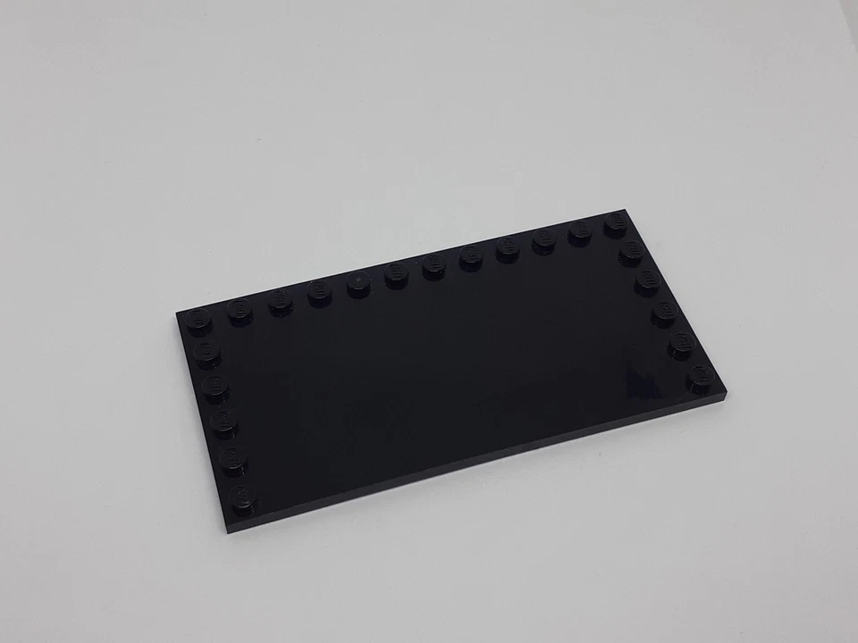 1x Lego® Platte Fliese 6x12 schwarz 6178 mit Randnoppen - Bild 1 von 1
