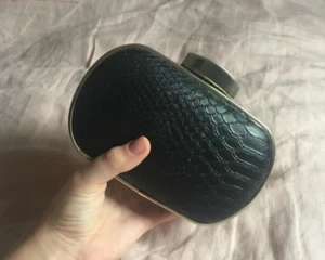 Schwarze Clutch von Paul Mitchell in sehr gutem Zustand - Bild 1 von 3