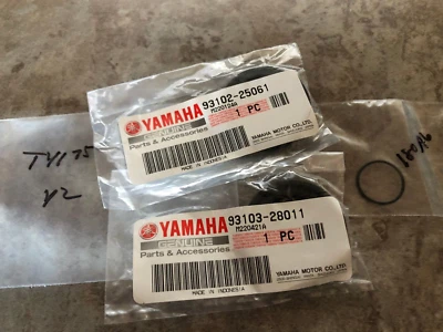 Sellos del eje principal del motor Yamaha TY175 MX125 AT1 OEM Tri Moto YT175 YT125 Foto 1 de 2