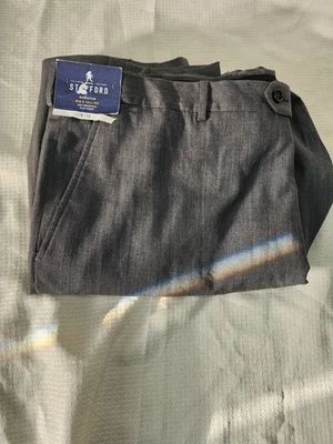 NUEVO CON ETIQUETAS Stafford Executive Hombres Grande y Alto Vestido Pantalones Traje Separado Gris 46x32 Foto 1 de 3