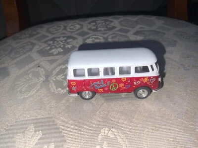 KINSMART DIECAST VOLKSWAGEN CLASSIC BUS RED LOVE & PEACE SEE PICS - Image 1 of 4