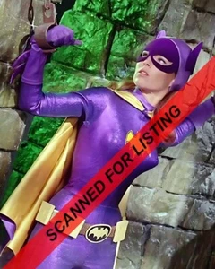 BATMAN 60'S TV SHOW YVONNE CRAIG as BATGIRL 8x10 PHOTO #9426 - Picture 1 of 1