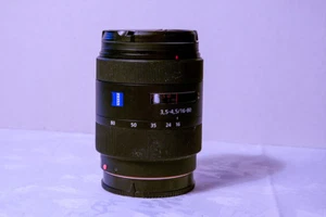 Sony Carl Zeiss Vario-Sonnar T DT 16-80 mm F/3.5-4.5 DT ZA Objektiv (SAL1680 Z) - Bild 1 von 2
