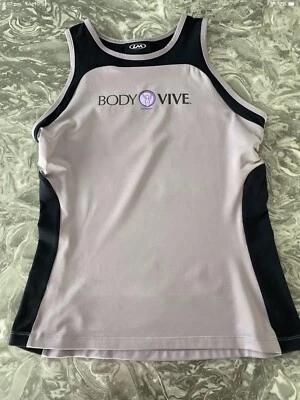 Les Mills BodyVive Top as new cost over $100 new selling for $20 Size Medium - Image 1 of 2