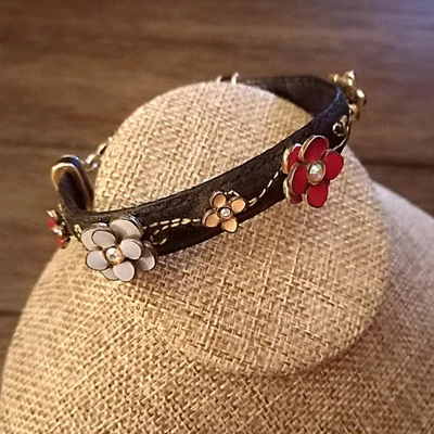 Брайтон снят с производства трудно найти редкая красная кожа цветок браслет женщин коллекционные ювелирные изделия - Изображение 1 из 3