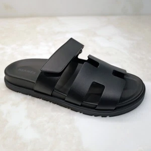 Neu mit Karton Hermes CHYPRE Sandale schwarz Kalbsleder Größe 37,5 7,5 Sandalen BRANDNEU - Bild 1 von 5