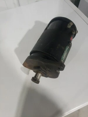 GJY 7401 Generator, Fits Teledyne, Wisconsin V4610 eng., New Holland, '69-'72. - Image 1 of 4