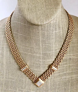 AVON Brick Chain Design V Shape Pave Rhinestone Push Lock Gold Tone Necklace 18" - Picture 1 of 6