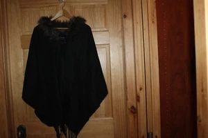 Charlie Paige Faux Fur Charcoal Cape with Fringe One Size - EUC - Picture 1 of 2