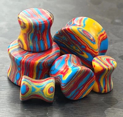 PAR de tapones de piedra de malaquita de color primario para tie dye medidores teñidos de tinte Foto 1 de 4