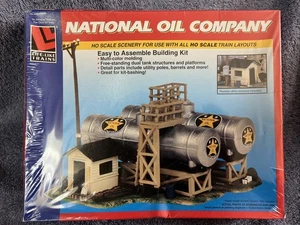 Kit de construction double réservoir Life-Like échelle HO 1:87 National Oil Company #1331 - Neuf - Photo 1/2