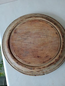 Antique 29.5cm Round Wooden Bread Board - Picture 1 of 6