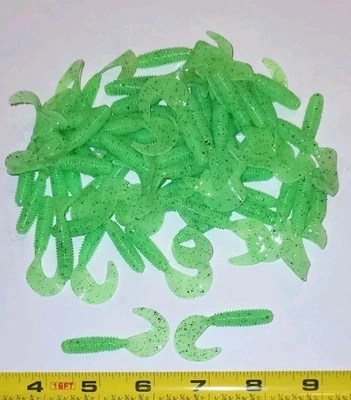 Lime Green Pepper 2 inch 100 Pack Curl Tail Grubs - Image 1 of 4