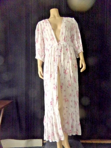 Vince Camuto Morgenmantel Überwurf Medium weiß rosa Blumen Rüschen halbtransparent Neu mit Etikett - Bild 1 von 5