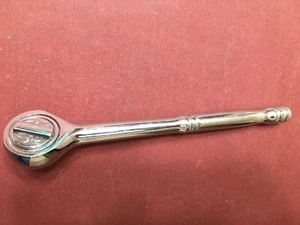 New Unbranded 3/8" Drive Ratcheting Socket Wrench - 7-1/2" Long - Picture 1 of 10