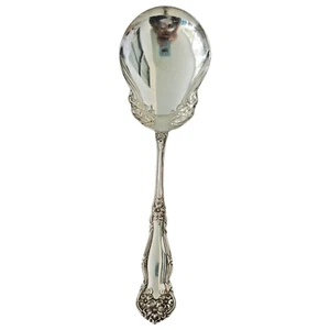 Arbutus Wm Rogers & Son International Silverplate Berry / Casserole  Spoon 1908 - Picture 1 of 7