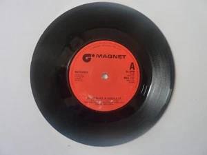 1979 MATCHBOX BUZZ BUZZ A DIDDLE IT/EVERYBODY NEEDS A LITTLE LOVE - Picture 1 of 3