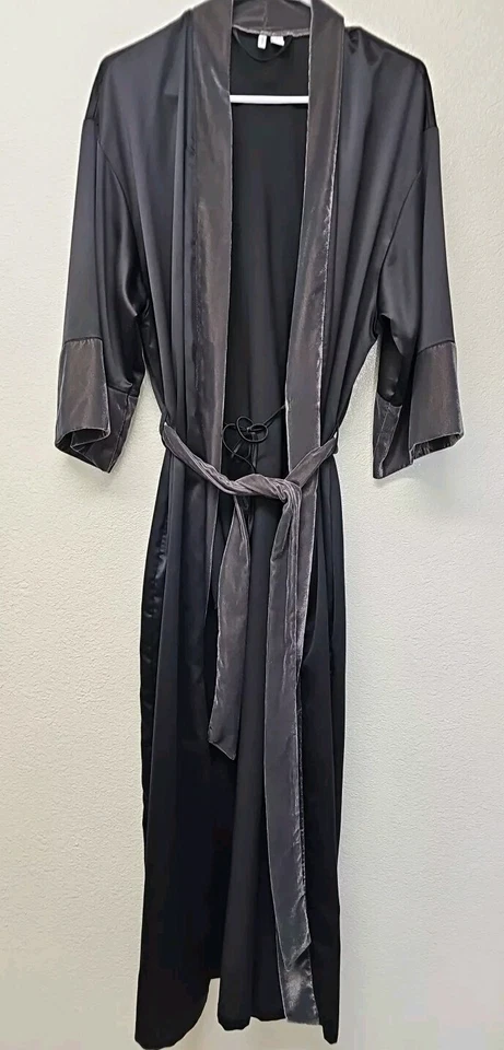 $189 NORDSTROM Unique Velvet  Long Maxi Belted Robe Pockets Womens Sz Small  - Image 1 of 4
