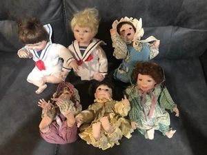 Lote de 6 vestidos surtidos de marinero para muñecas de porcelana vintage para niñas - Imagen 1 de 8