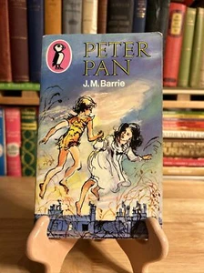 Peter Pan J.M. Barrie Vintage 1985 Puffin Books Paperback - Picture 1 of 11